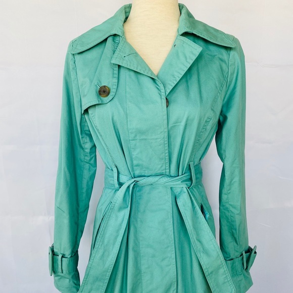 ⭐️ SOLD ⭐️ LAUREN CONRAD Belted Trench Coat - Picture 3 of 12
